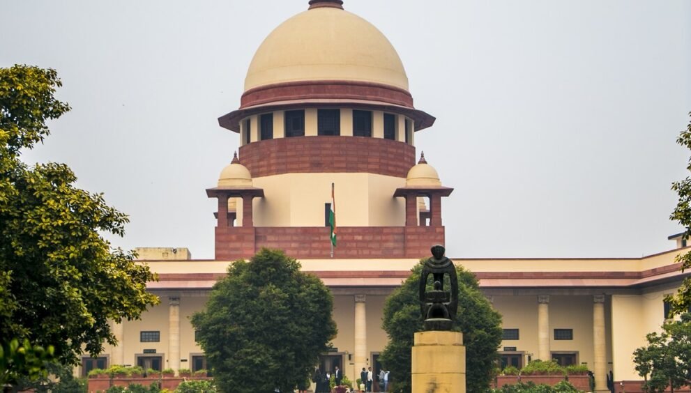 नई दिल्ली में सुप्रीम कोर्ट ऑफ इंडिया की इमारत