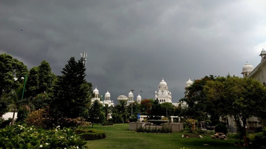 KGMU धर्मांतरण केस: लखनऊ के किंग जॉर्ज मेडिकल यूनिवर्सिटी का परिसर