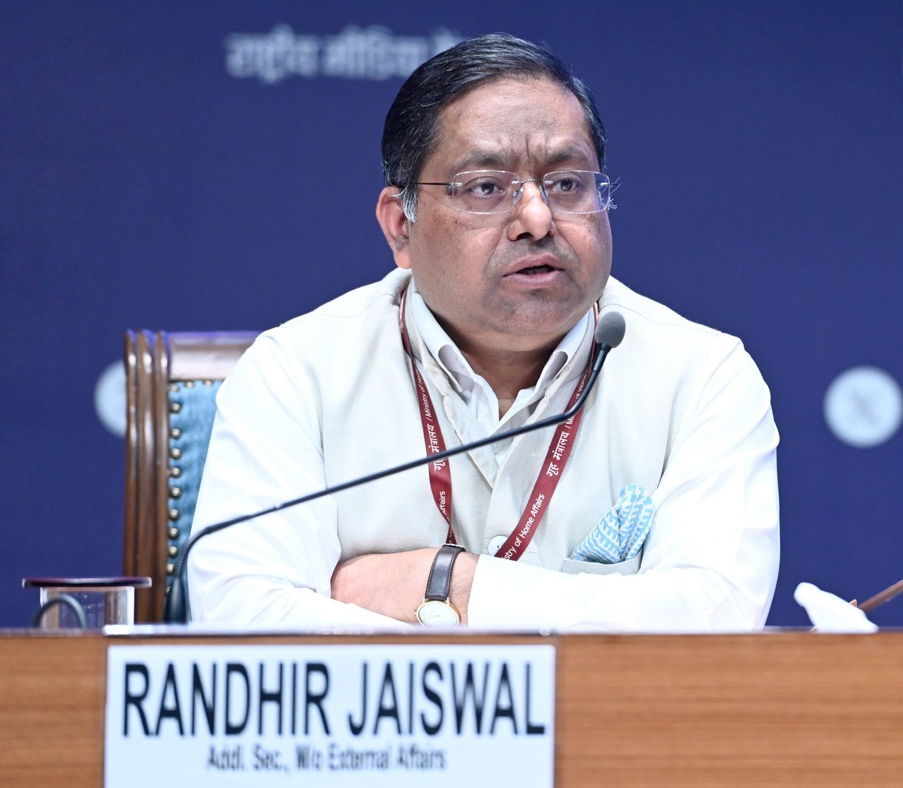 नई दिल्ली के नेशनल मीडिया सेंटर में ब्रीफिंग के दौरान बोलते विदेश मंत्रालय के प्रवक्ता रणधीर जायसवाल