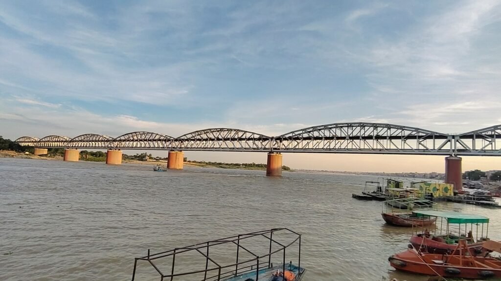 Malviya Bridge over the Ganga seen from Namo Ghat, Varanasi