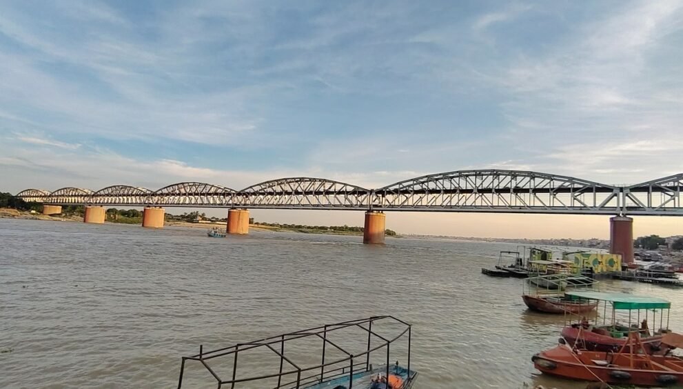 Malviya Bridge over the Ganga seen from Namo Ghat, Varanasi